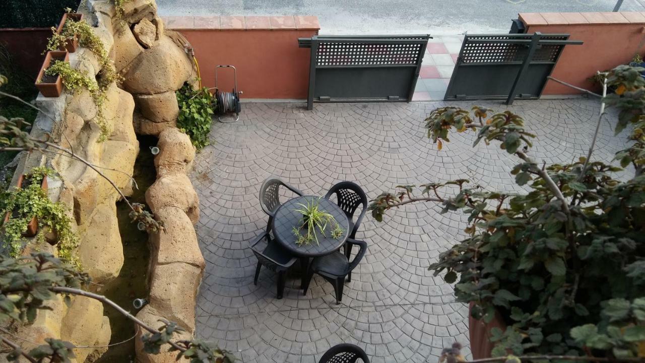 Hostal Sant Roc Botarell Exteriör bild