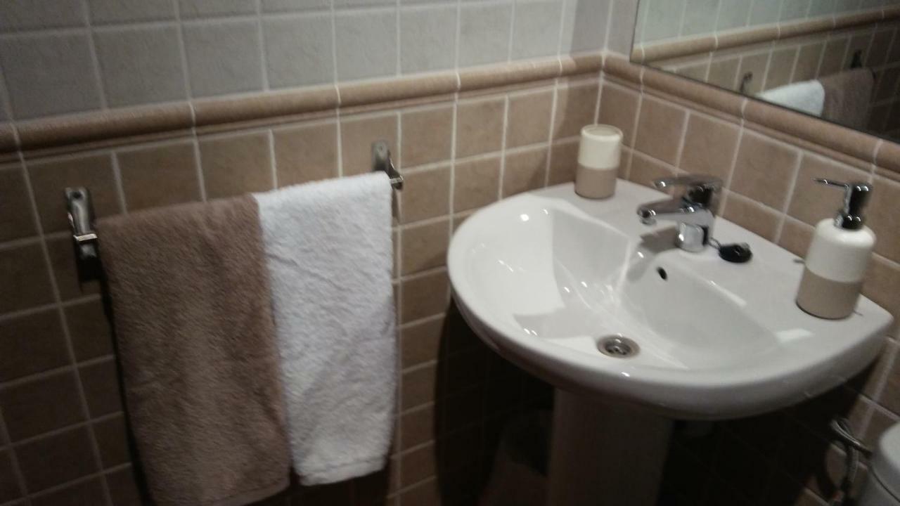 Hostal Sant Roc Botarell Exteriör bild