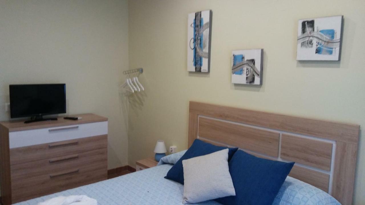 Hostal Sant Roc Botarell Exteriör bild