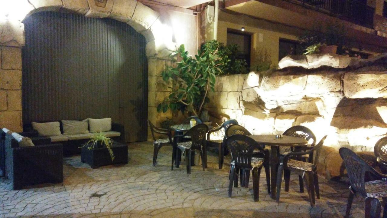 Hostal Sant Roc Botarell Exteriör bild